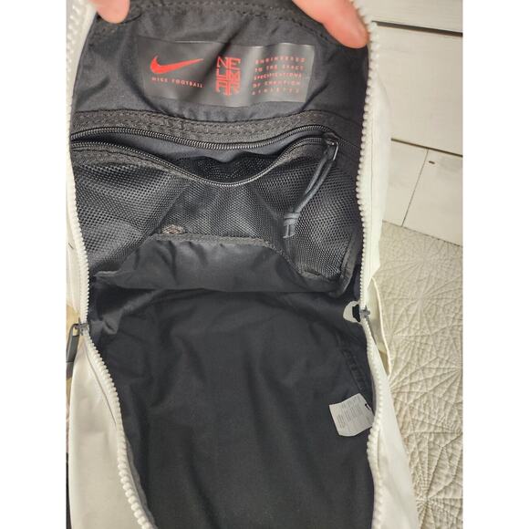 Nike Football Neymar IV Backpack White and Black - Picture 8 of 10